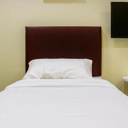 פסיר גודאנג Oyo 90090 Roselyn Inn 2 מראה חיצוני תמונה