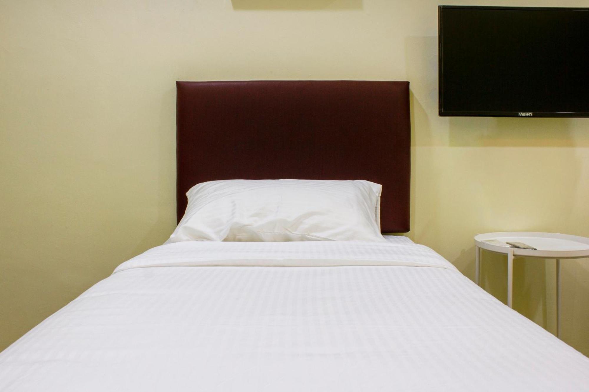 פסיר גודאנג Oyo 90090 Roselyn Inn 2 מראה חיצוני תמונה